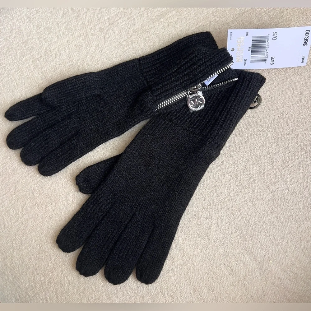 MICHAEL KORS logo zip knit women’s gloves size OS black